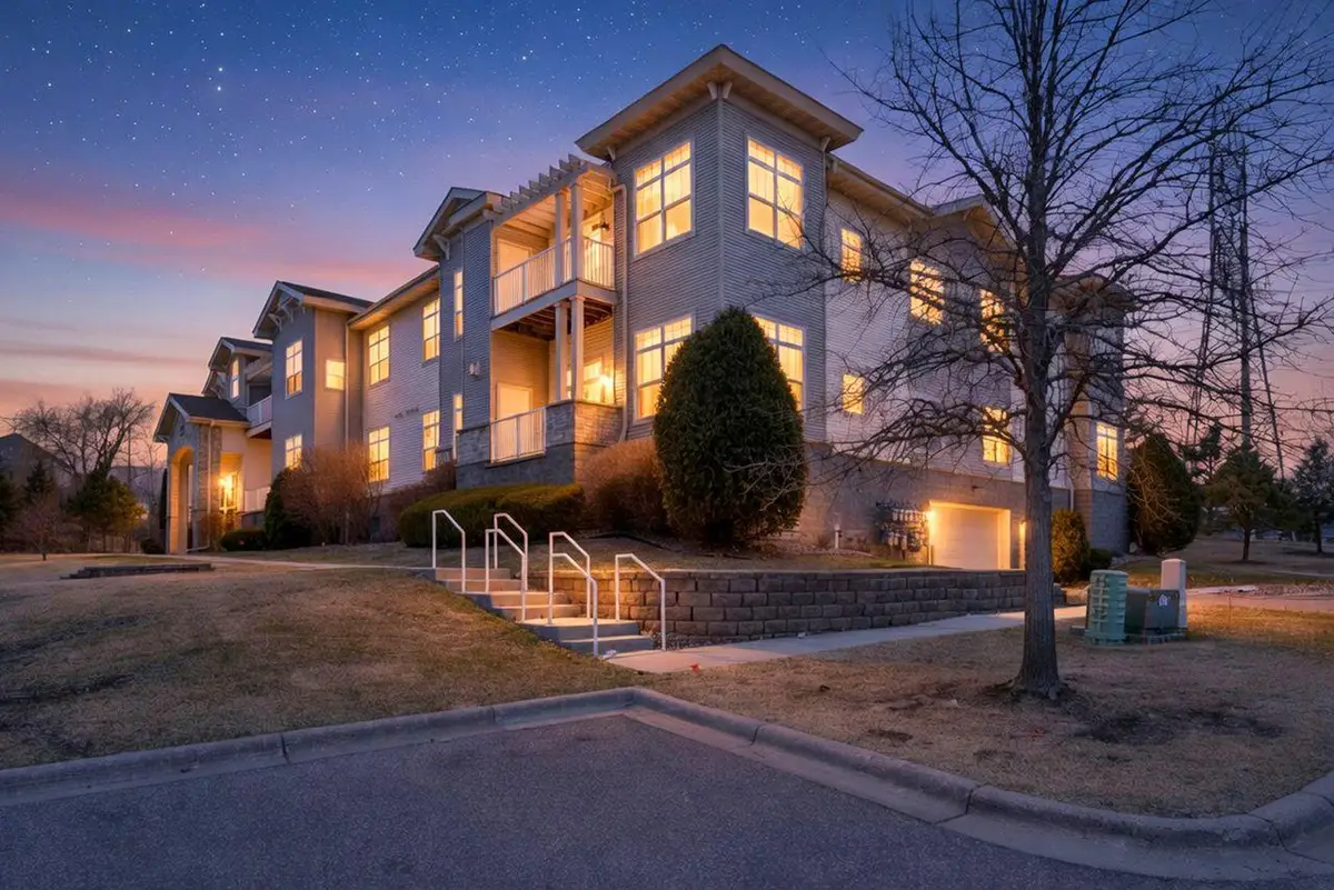 1244 County Road D E #205, Maplewood, MN 55109 - #1