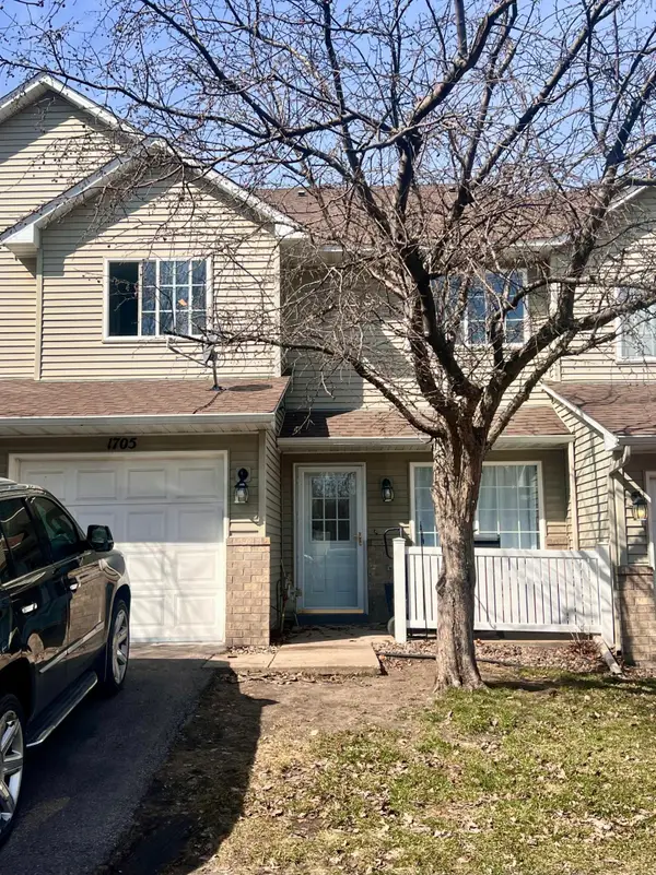 1705 Riverwood Drive, Burnsville, MN 55337