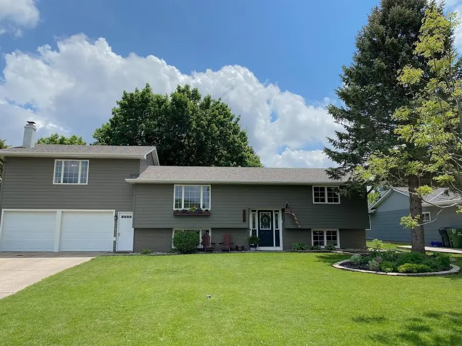 1511 Eckerson Drive, Worthington, MN 56187 - #3