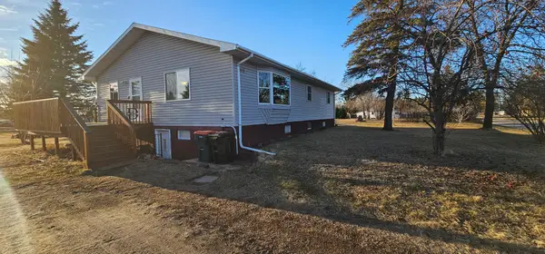 611 Long Prairie Road Sw, Staples, MN 56479