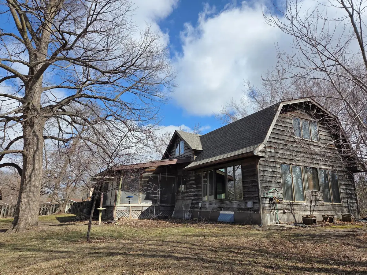 1604 N Cedar Avenue, Owatonna, MN 55060 - #1