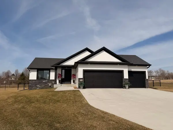 1608 Sugar Avenue, Pine Island, MN 55963