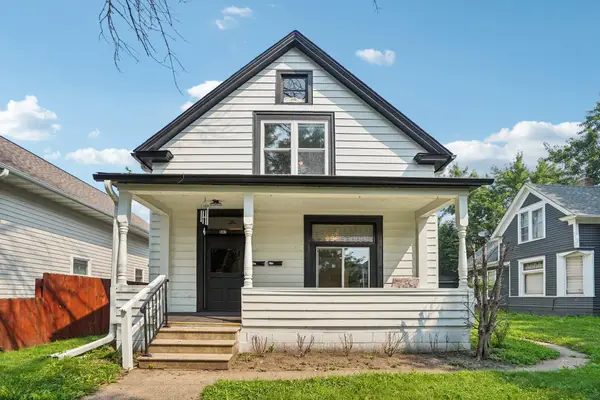 587 Cook Avenue E, New Brighton, MN 55130