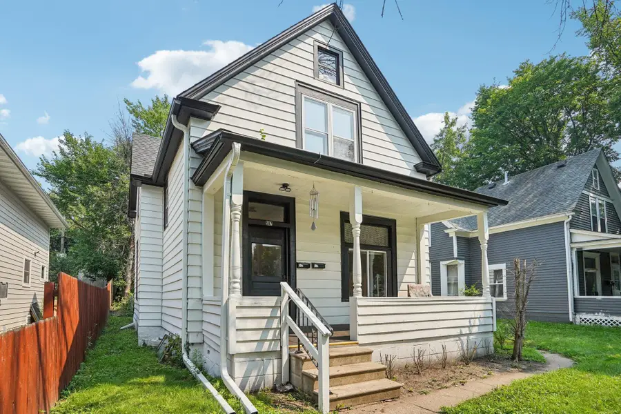 587 Cook Avenue E, Saint Paul, MN 55130 - #2