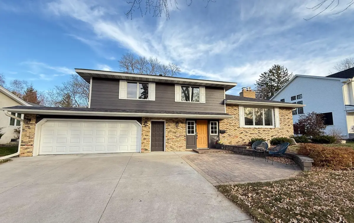 5717 Dale Avenue, Edina, MN 55436 - #1