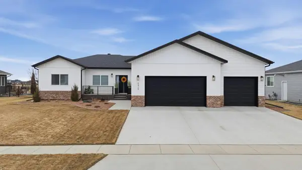 4810 Lilac Drive, West Fargo, ND 58078