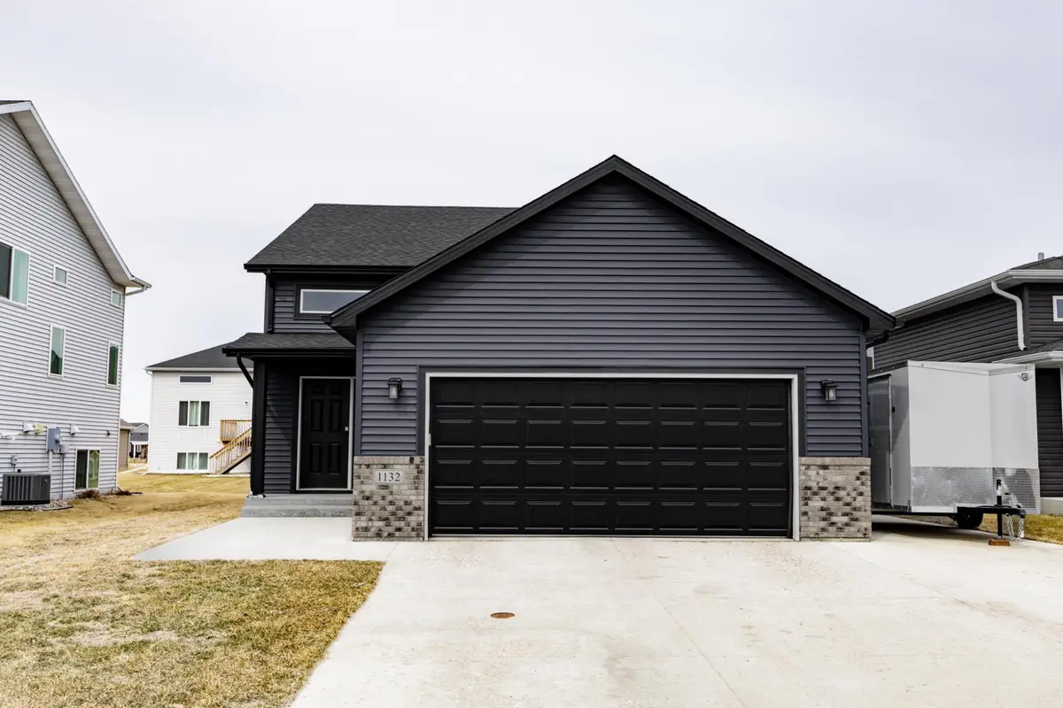 1132 46th Avenue S, Moorhead, MN 56560 - #1