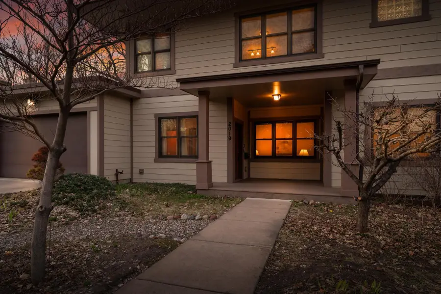 2019 Franklin Avenue Se, Minneapolis, MN 55414 - #2