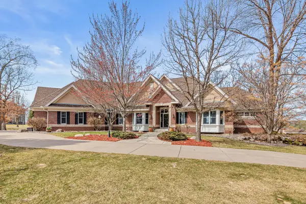 7076 115th Street N, Grant, MN 55110