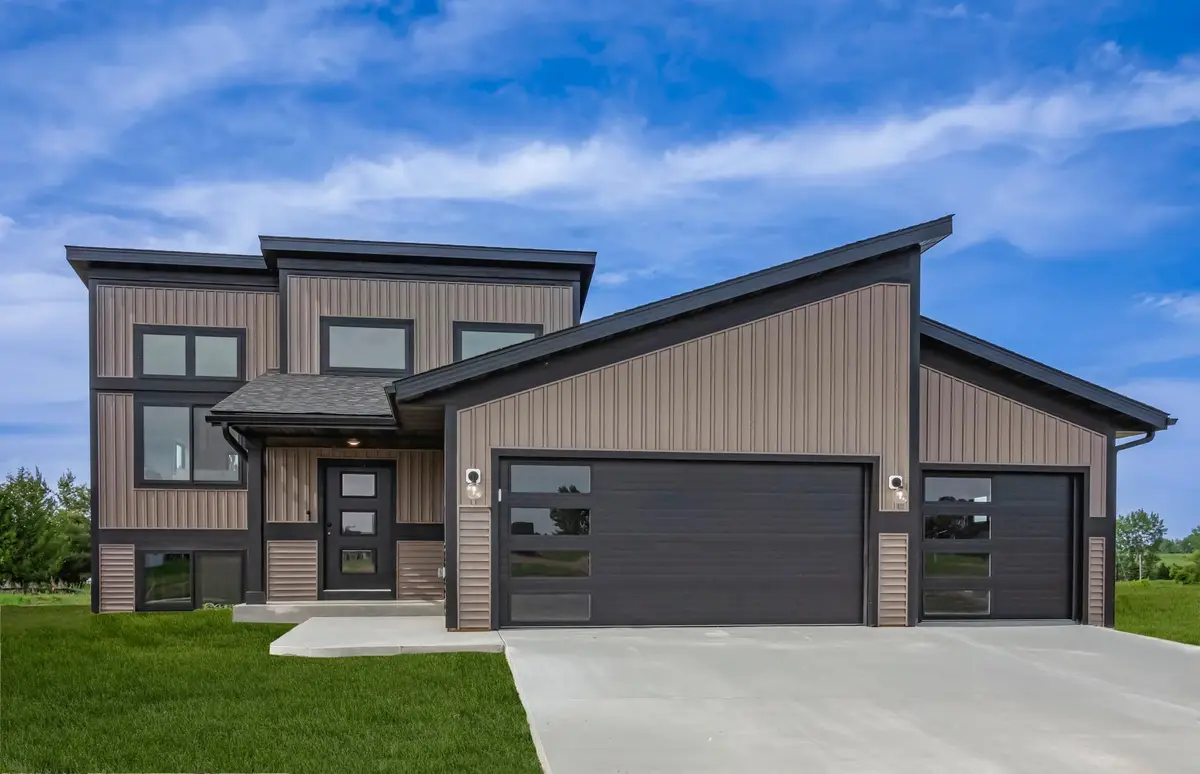 907 14th Street Nw, Kasson, MN 55944 - #1