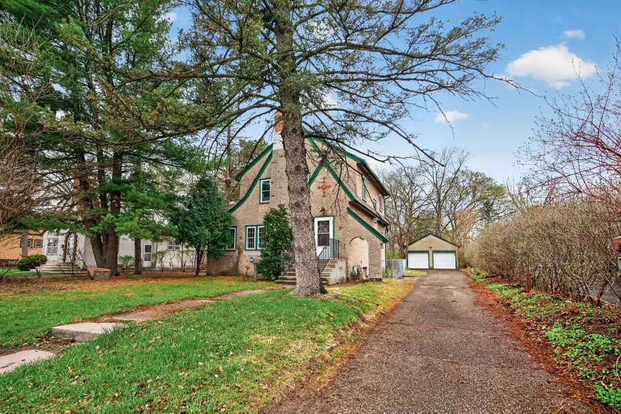 1749 Hamline Avenue N, Falcon Heights, MN 55113 - #3