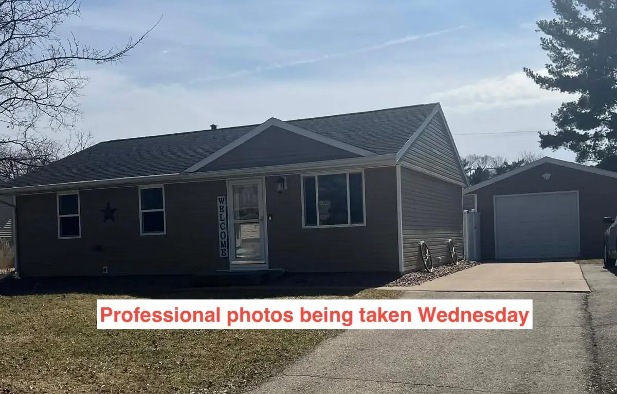 1220 Green Street, Onalaska, WI 54650 - #1