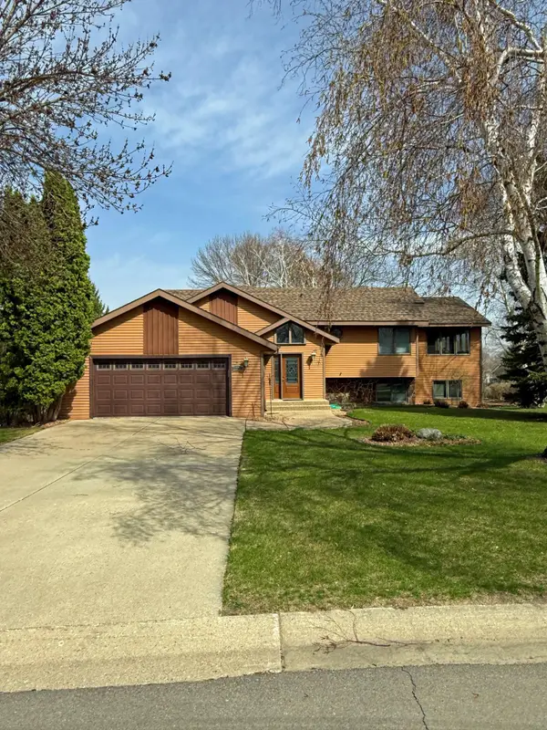 613 24th Street Se, Willmar, MN 56201