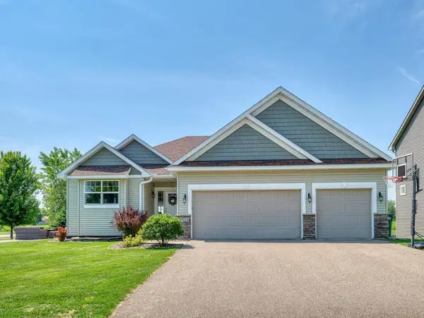 6024 158th Street W, Apple Valley, MN 55124