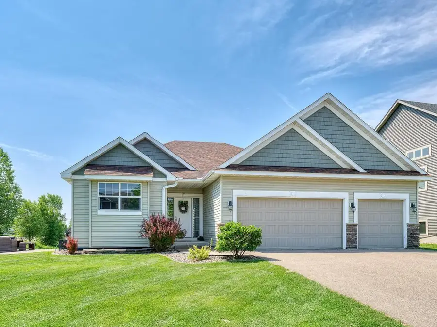 6024 158th Street W, Apple Valley, MN 55124 - #2