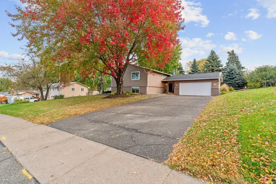 16988 Weaver Lake Drive, Maple Grove, MN 55311 - #2