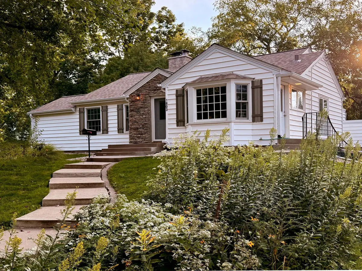 1803 Arona Street, Falcon Heights, MN 55113 - #1