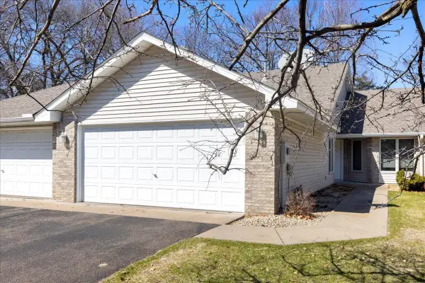 1475 119th Lane Ne, Blaine, MN 55449