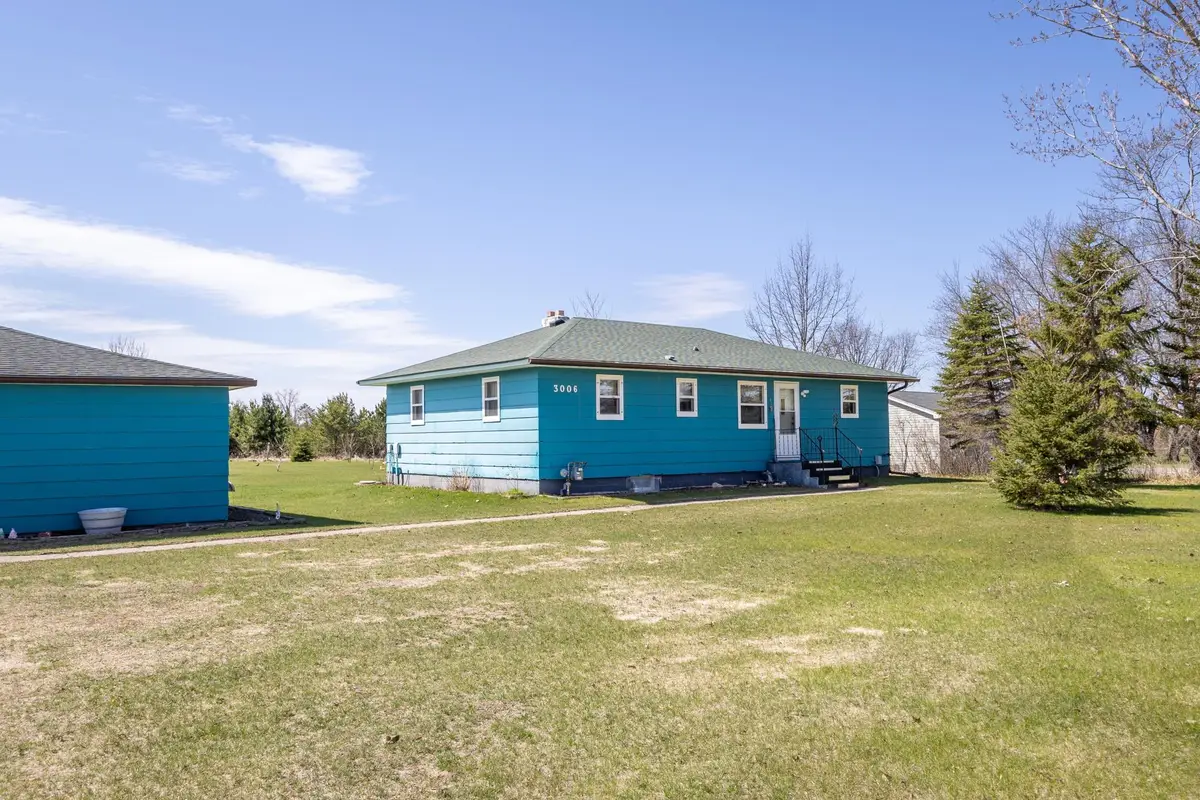 3006 Roosevelt Road Se, Bemidji, MN 56601 - #1
