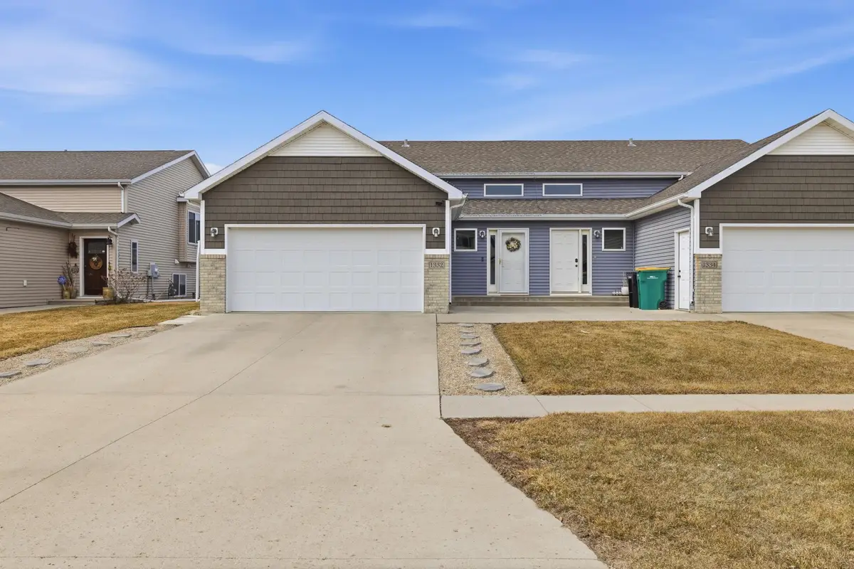 1332 4th Street Nw, West Fargo, ND 58078 - #1