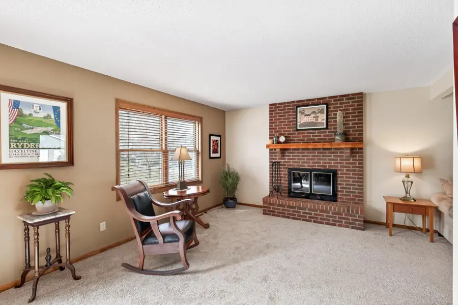 9585 72nd Street S, Cottage Grove, MN 55016 - #2