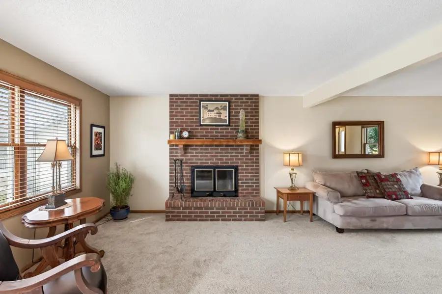 9585 72nd Street S, Cottage Grove, MN 55016 - #3