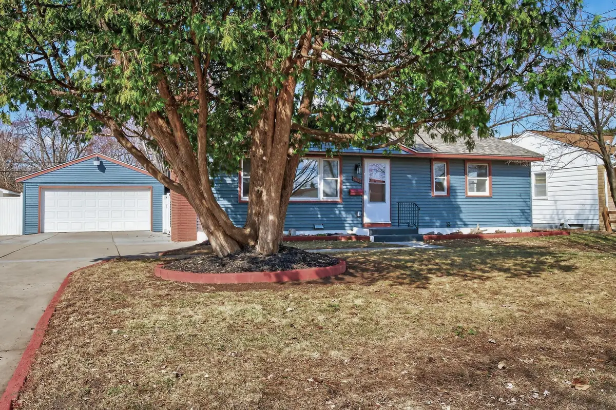 5657 Maryland Avenue N, Crystal, MN 55428 - #1