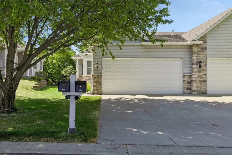724 Gilfillan Lane, White Bear, MN 55127 - #2