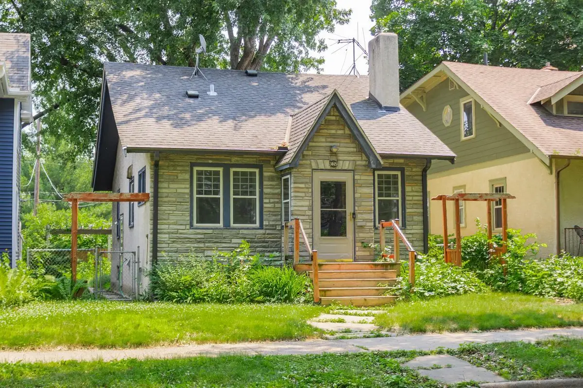 3805 35th Avenue S, Minneapolis, MN 55406 - #1