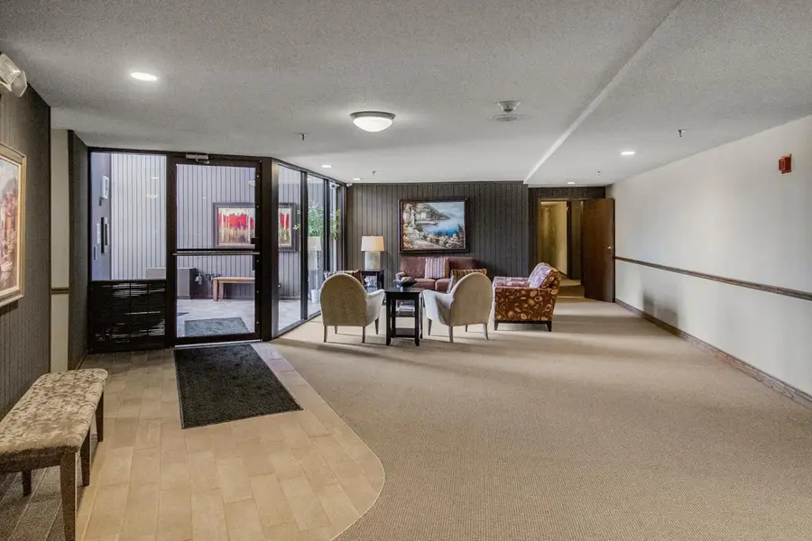 9700 Portland Avenue S #129, Bloomington, MN 55420 - #3