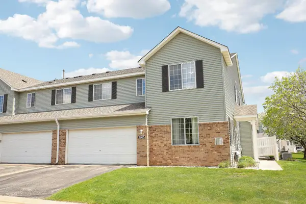 1805 Pintail Avenue, Shakopee, MN 55379