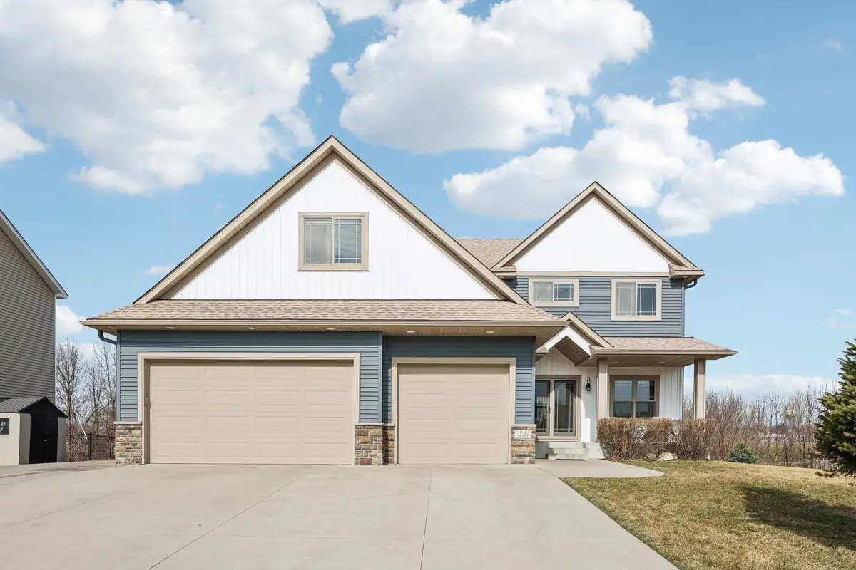 926 Bluff Heights Drive Se, Lonsdale, MN 55046 - #1