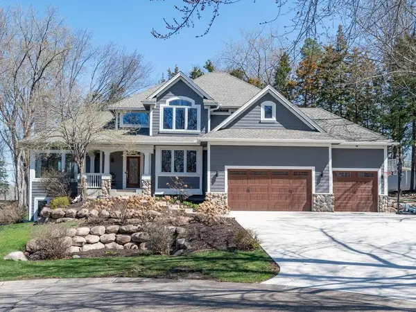 15083 Amur Hill Lane, Eden Prairie, MN 55347