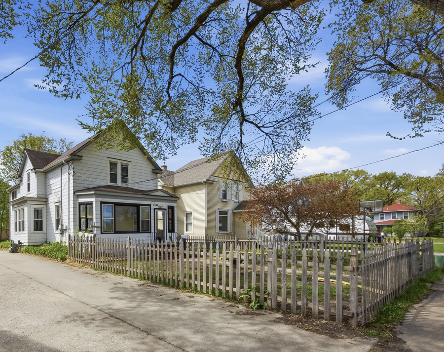 1342 3rd Avenue S, Fargo, ND 58103 - #2