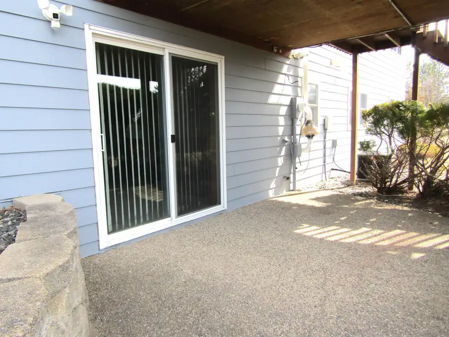 6049 Rolling Hills Drive Sw, Montevideo, MN 56265 - #3