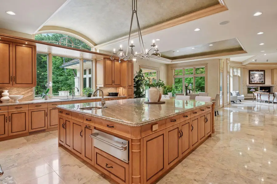 1989 Dwight Lane, Minnetonka, MN 55305 - #2