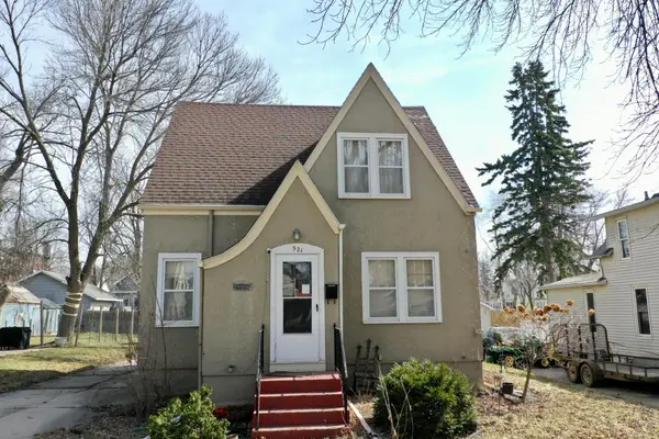 521 7th Street Sw, Willmar, MN 56201