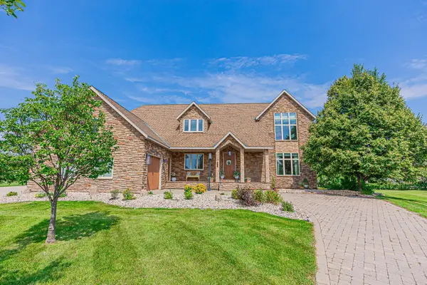 6132 18th Street S, Fargo, ND 58104