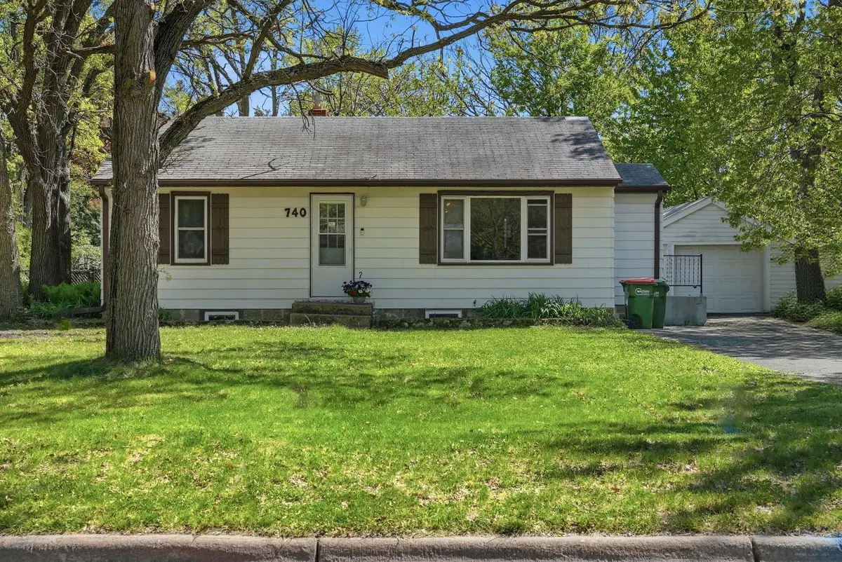 740 Manor Drive Ne, Spring Lake Park, MN 55432 - #1