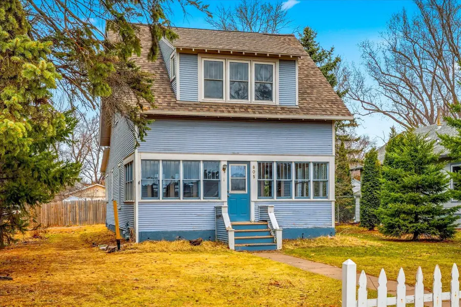805 W 4th Street, Rush City, MN 55069 - #2