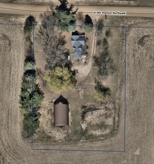 4528 415th Avenue Ne, Braham, MN 55006