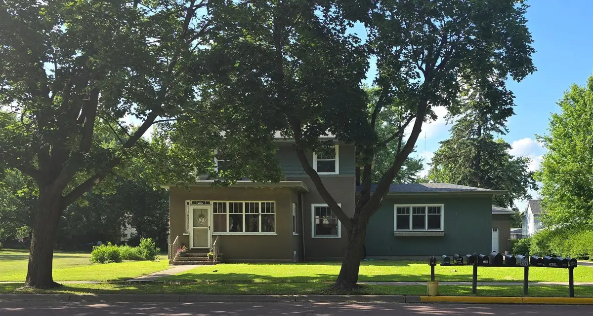 1319 3rd Avenue, Mountain Lake, MN 56159 - #1