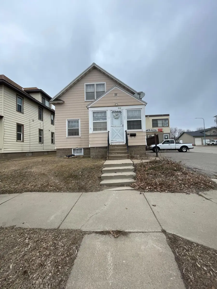 203 3rd Street S, Virginia, MN 55792 - #3