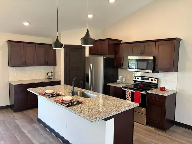 320 Stoneridge Lane Ne, Owatonna, MN 55060 - #2