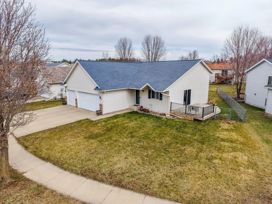 1154 Peregrine Dr Se, Rochester, MN 55904 - #2