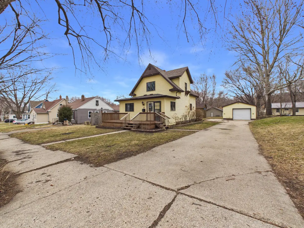 421 1st Avenue Ne, Glenwood, MN 56334 - #1