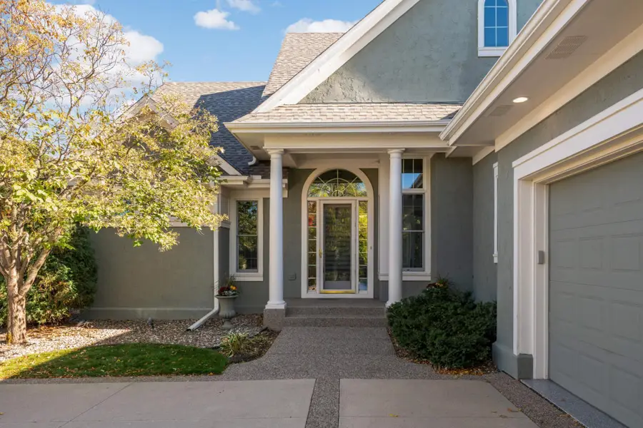 1540 Waterford Court, Golden Valley, MN 55422 - #2