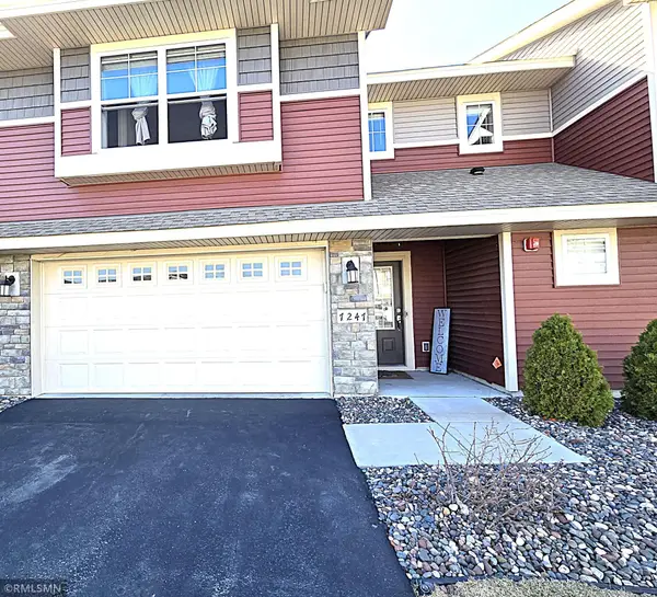 7247 Dora Drive, Hugo, MN 55038