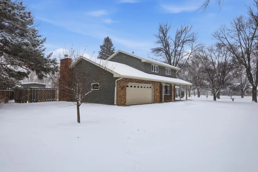 3601 Evergreen Road N, Fargo, ND 58102 - #2