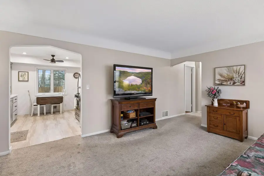 1938 Longview Drive, New Brighton, MN 55112 - #3